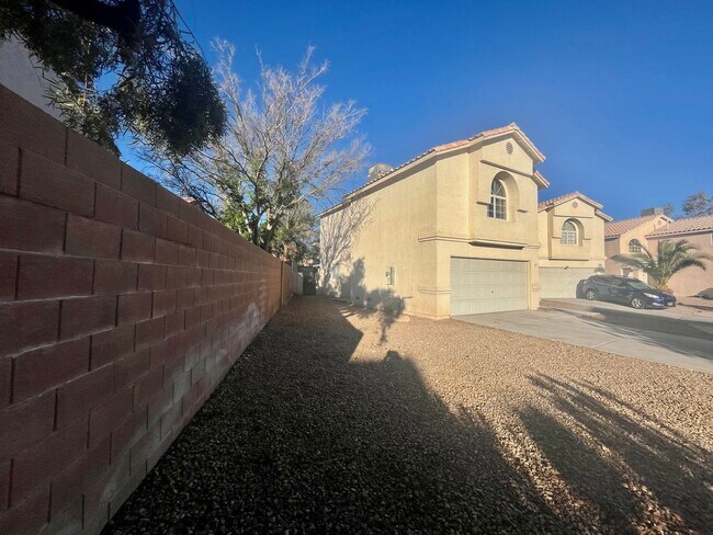 Photo - Beautiful Remodeled, 4 bedroom, 2 1/2 bath, 2 car garage at end of culdesac near 2 parks.