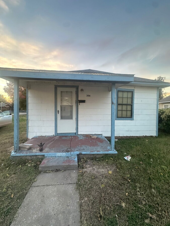 Photo - 306 N 22nd St