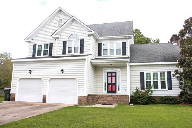 Photo - 4400 Dewfield Dr N