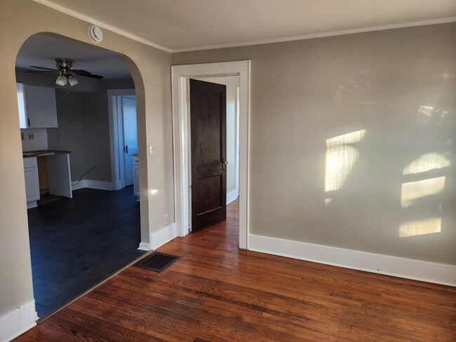 Photo - 803 Church St