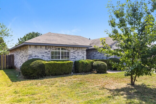 Photo - 1502 Killdee Ct