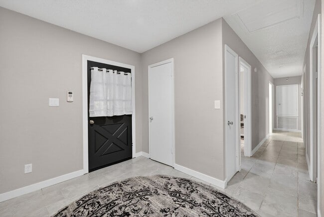 Photo - 1941 Brown Rd