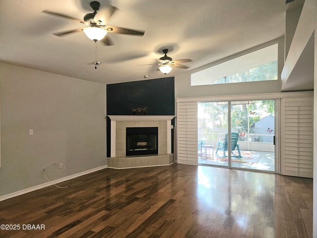 Photo - 6 Oak Village Dr