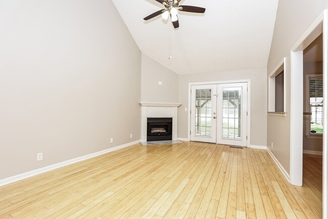 Photo - 116 Hermitage Dr