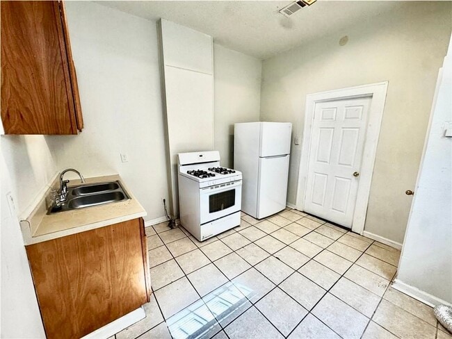 Photo - 2916 THIRD Street