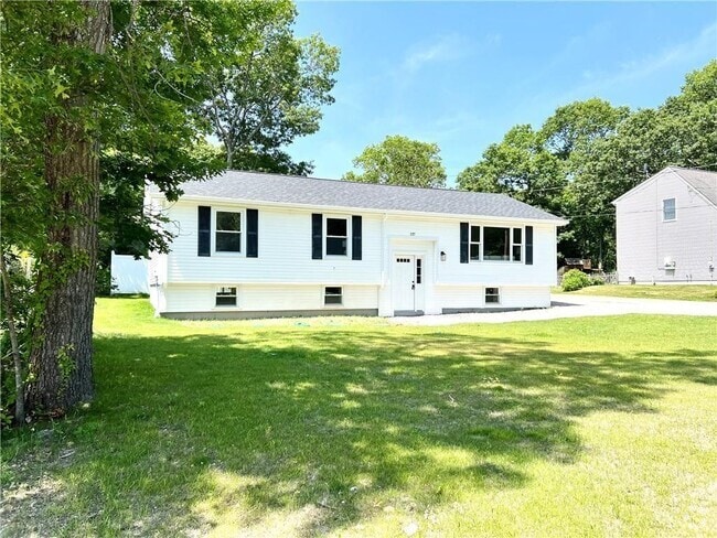 Building Photo - 137 Crandall Rd Rental