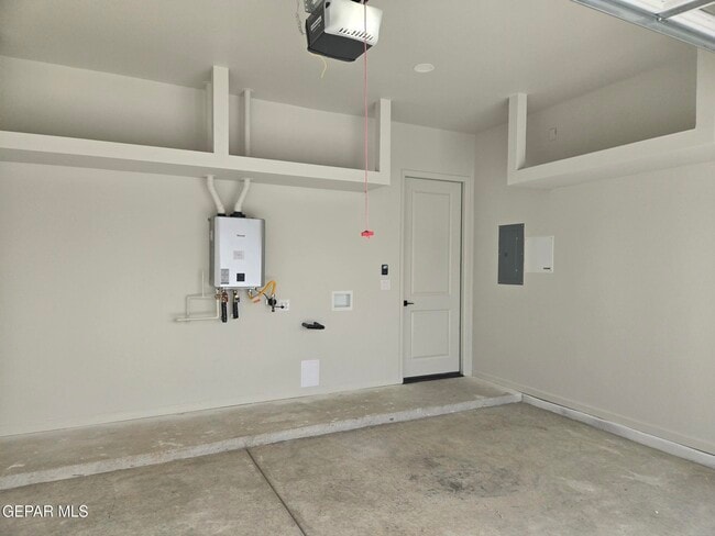 Photo - 13645 Keighly St