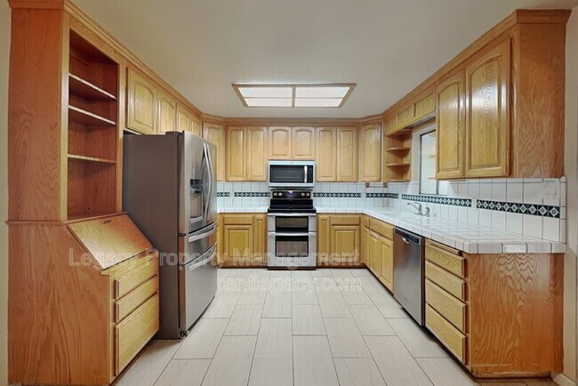 8604 Midfield Way