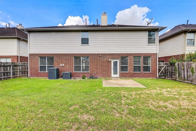 Photo - 5410 Linden Grove Ct