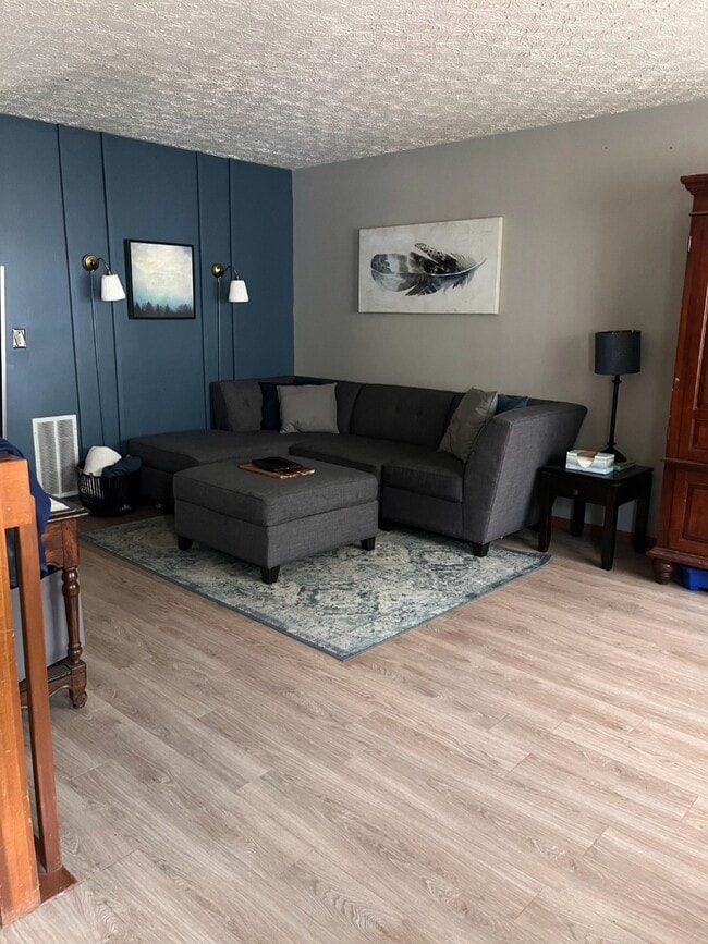 Photo - 8167 Newark Ave