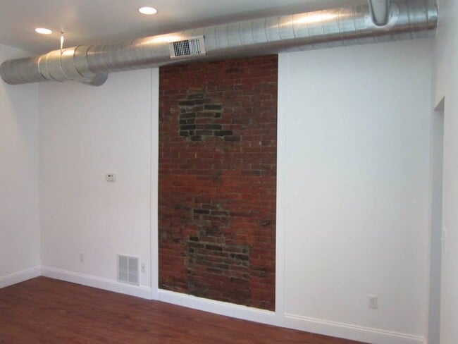 Photo - 159 S 18th St Unit 2