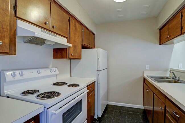 Photo - 229 Westmoreland St Unit 3