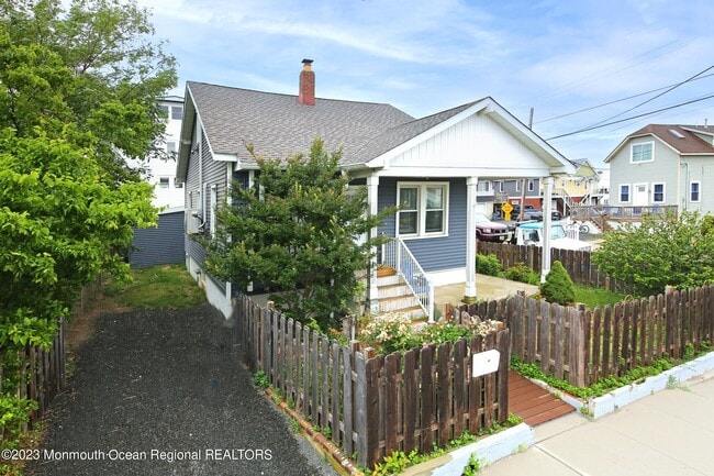 16 Cornwall St