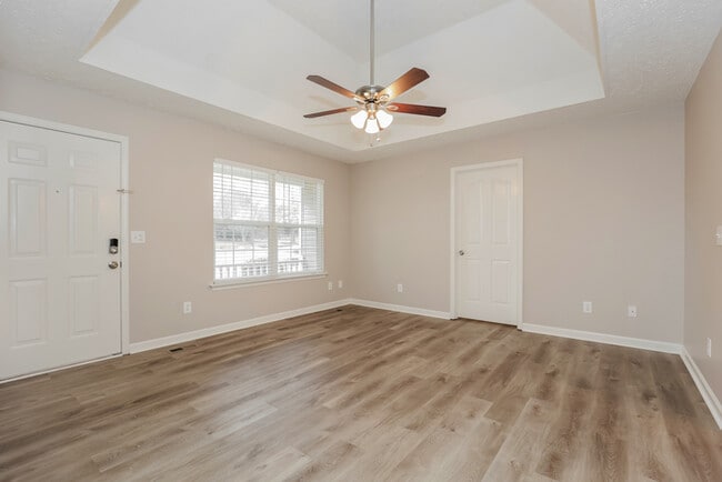 Photo - 5608 Jernigan Ln