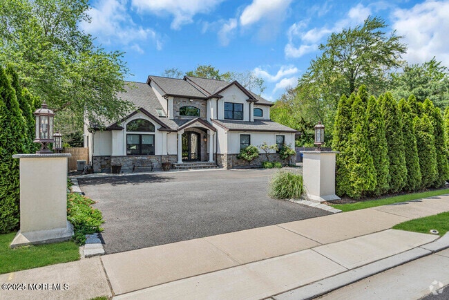 Building Photo - 620 Brookside Dr Rental