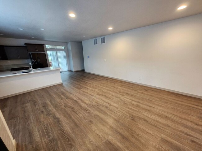 Photo - Newer 3 Bed/2 Bath Construction on Bend's Eastside - Cessna Drive