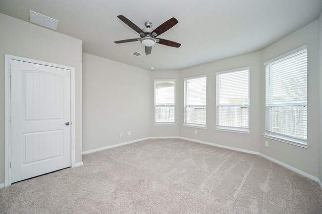 Photo - 2710 Hoffman Ln