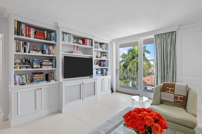 Photo - 354 Chilean Ave