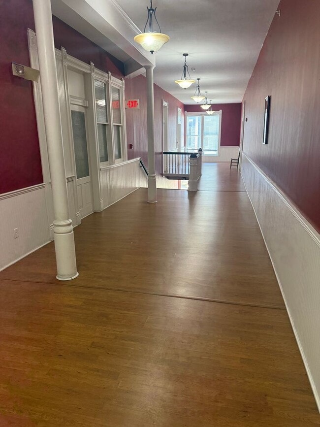 Photo - 200 E 9th St Unidad 1