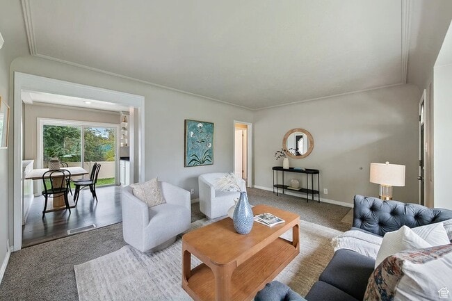 Photo - 1980 Downington Ave S