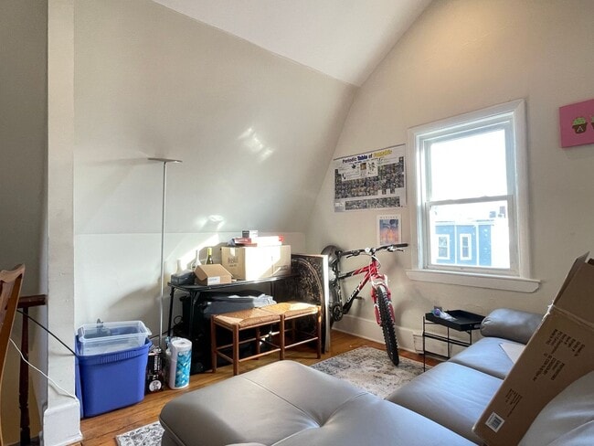 839 Parker St