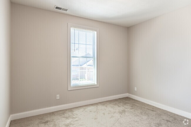 2BR, 2BA - Second Bedroom