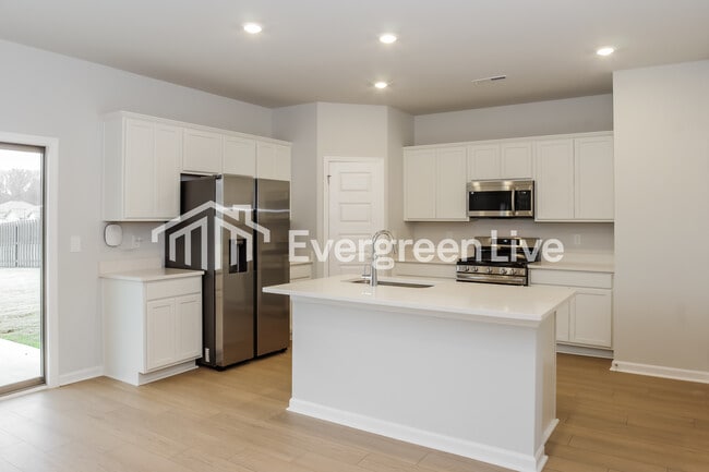 Photo - 103 Cool Cir