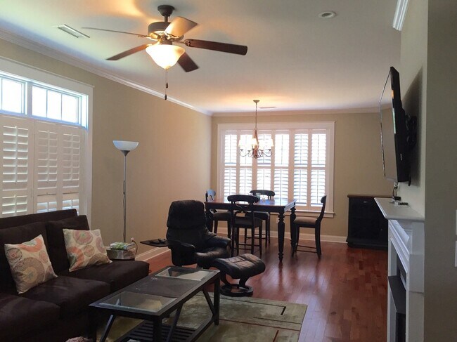 Photo - 3 Bedroom 2.5 Bath Townhouse in Eaglewood Retreat - James Island