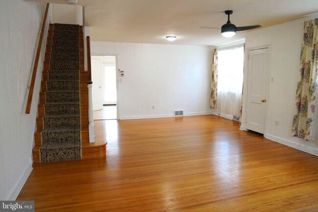 Photo - 244 Williams Rd