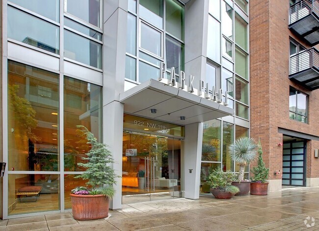 Building Photo - Epitome of Luxury: Spacious 2 Bedroom Pent... Unit 1205 Rental