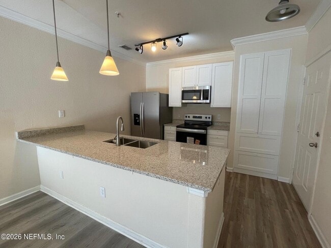 Building Photo - 8290 Park Way Unit 1314