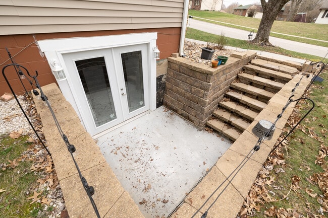 Photo - 207 Ridge Springs Ln