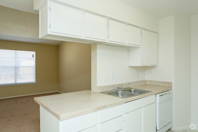 Interior Photo - Artisan West