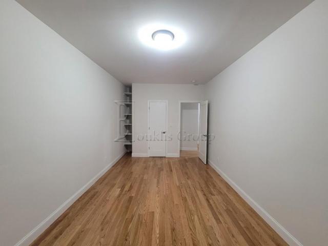Photo - 1 bedroom in KEW GARDENS NY 11415 Condo Unit 3L
