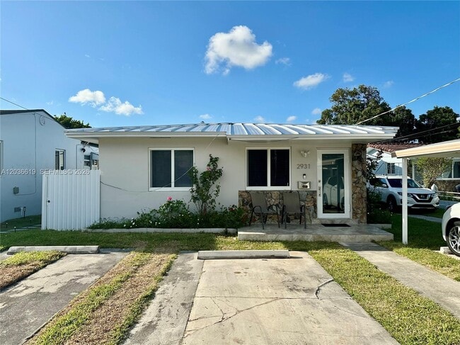 Building Photo - 2931 SW 25th St Unit 2931