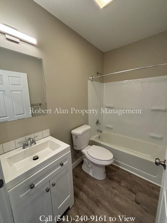 Photo - 2601 SW Hailey Ave