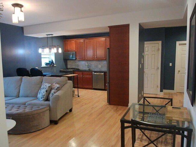 Photo - 6324 S Kimbark Ave Unit 405