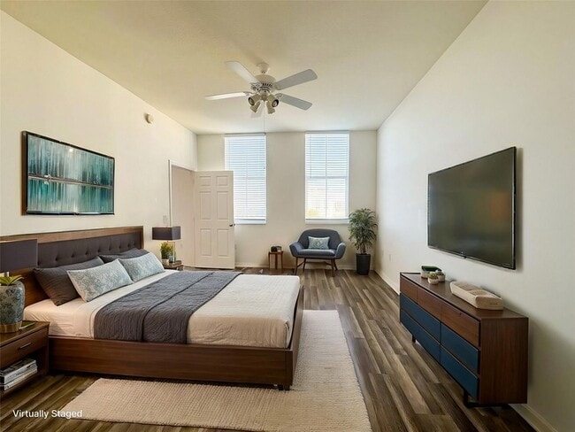 Photo - 2421 NE 65th St Unit 601