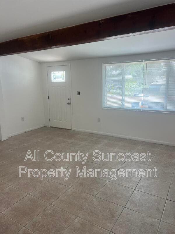 Photo - 4814 10th Ave N