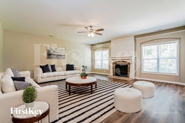 Photo - 3253 Groveshire Dr