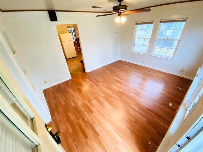 Photo - 365 E Irby St