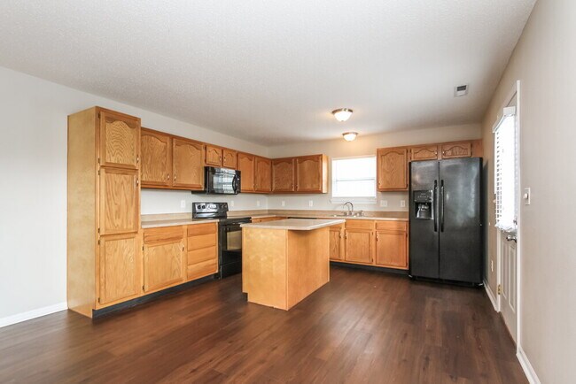 Photo - 10789 Ravelle Rd