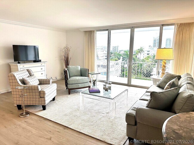 354 Chilean Ave Unit 6c
