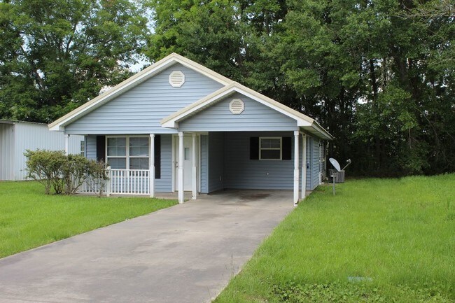 Photo - 215 Trewhill Parkway