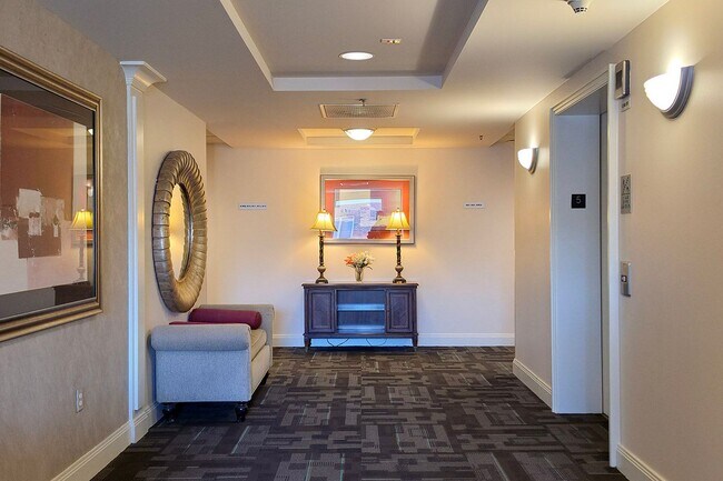 Photo - 225 River Rd