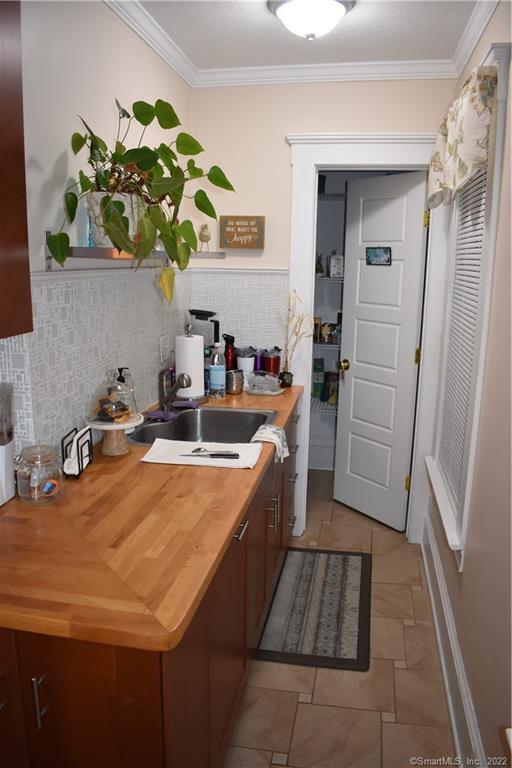 Photo - 181 Leete St Unit 1