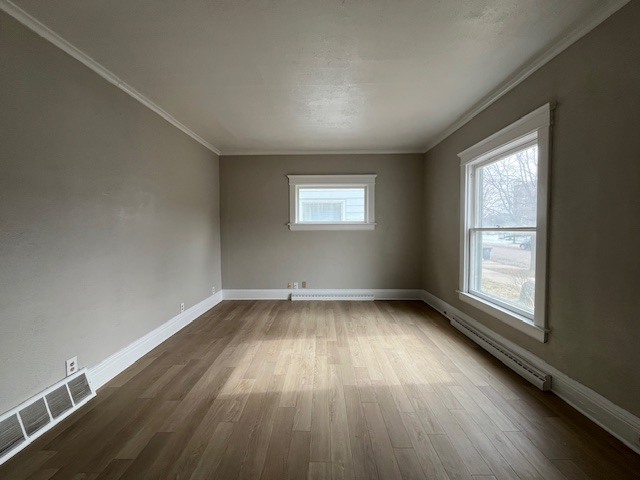 Photo - 911 E Washington St