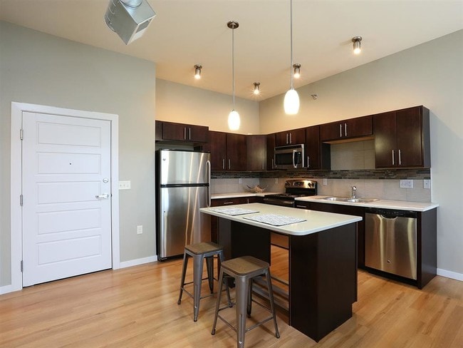 Phillips Avenue Lofts