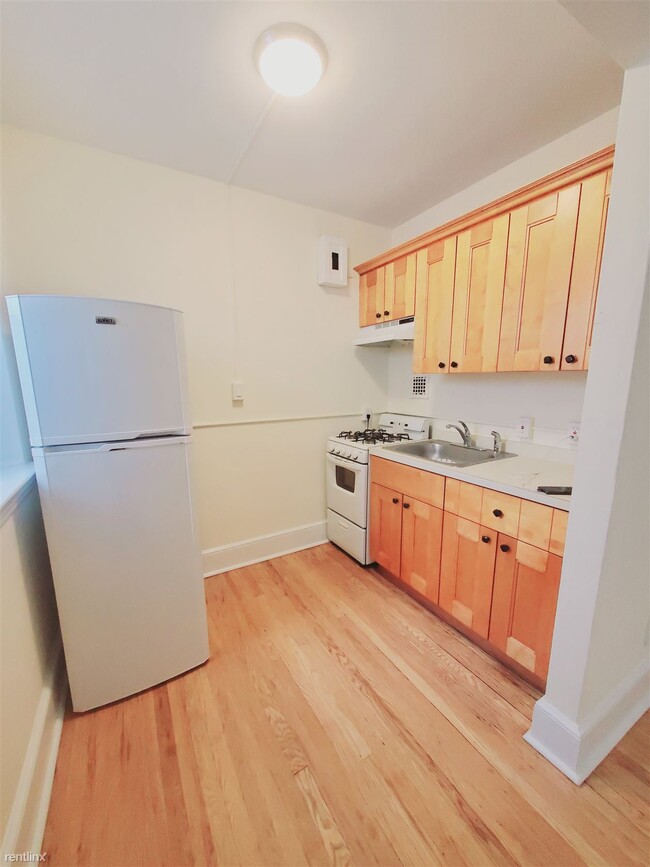 Studio, 1 bath Condo - 53 Prospect St Unit 1 - Studio, 1 bath Condo - 53 Prospect St Unit 1 Unidad 1