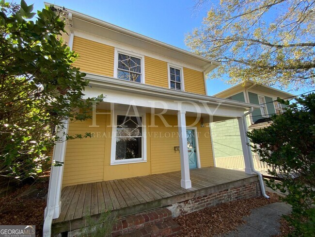Photo - 106 E 5th Ave House